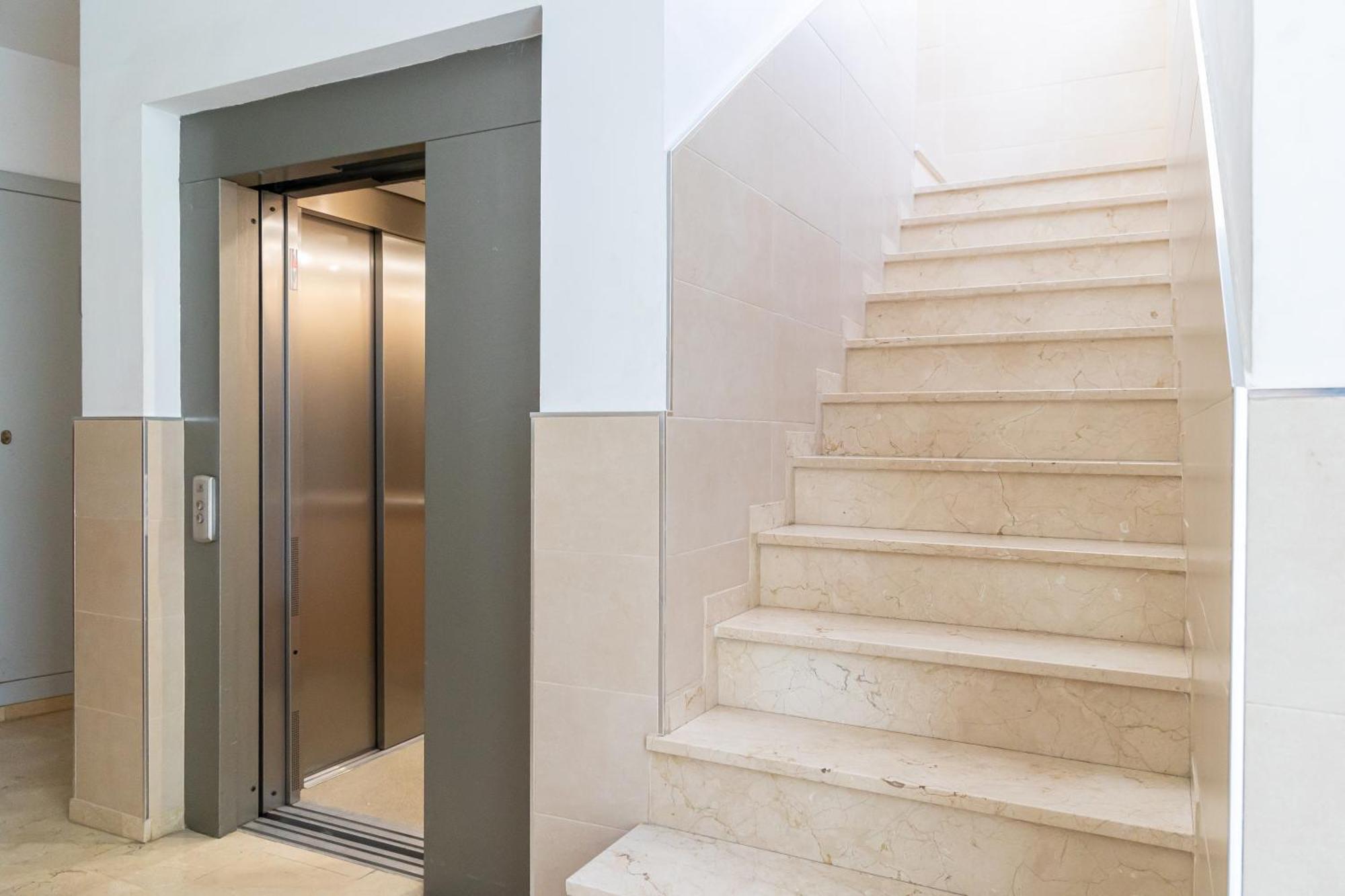 Holidays2Malaga Duplex Huerta Del Obispo Junto Casco Historico Ngoại thất bức ảnh